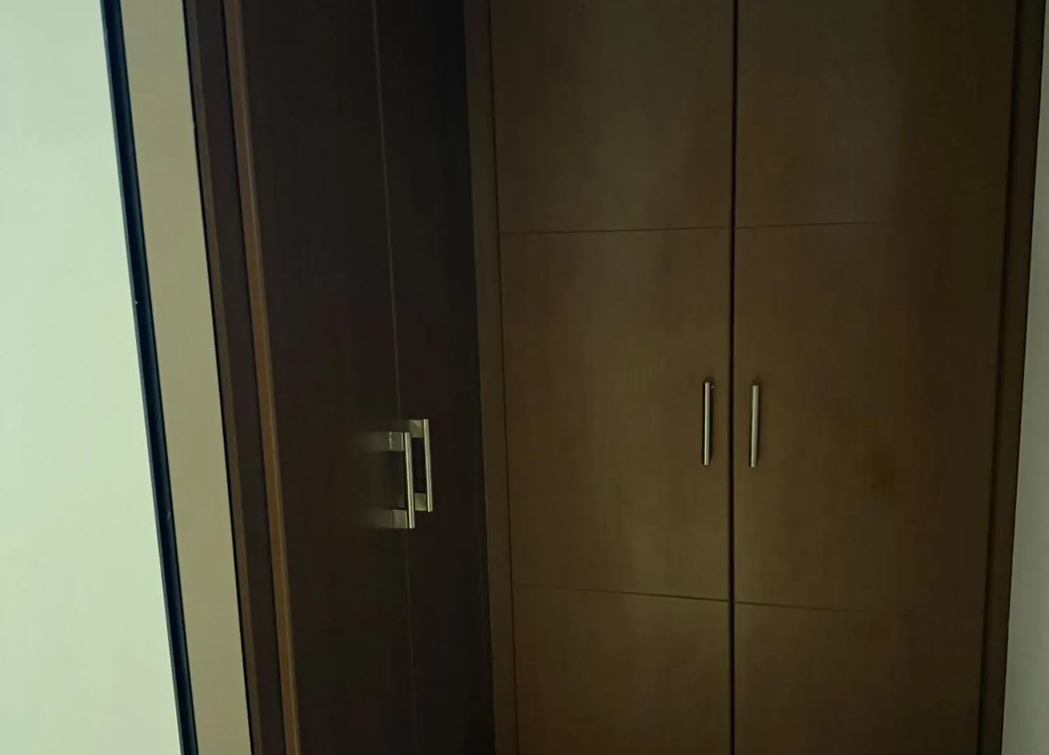 5 Min To Dubai Mall Downtown Dormitory Rooms M & F Inn